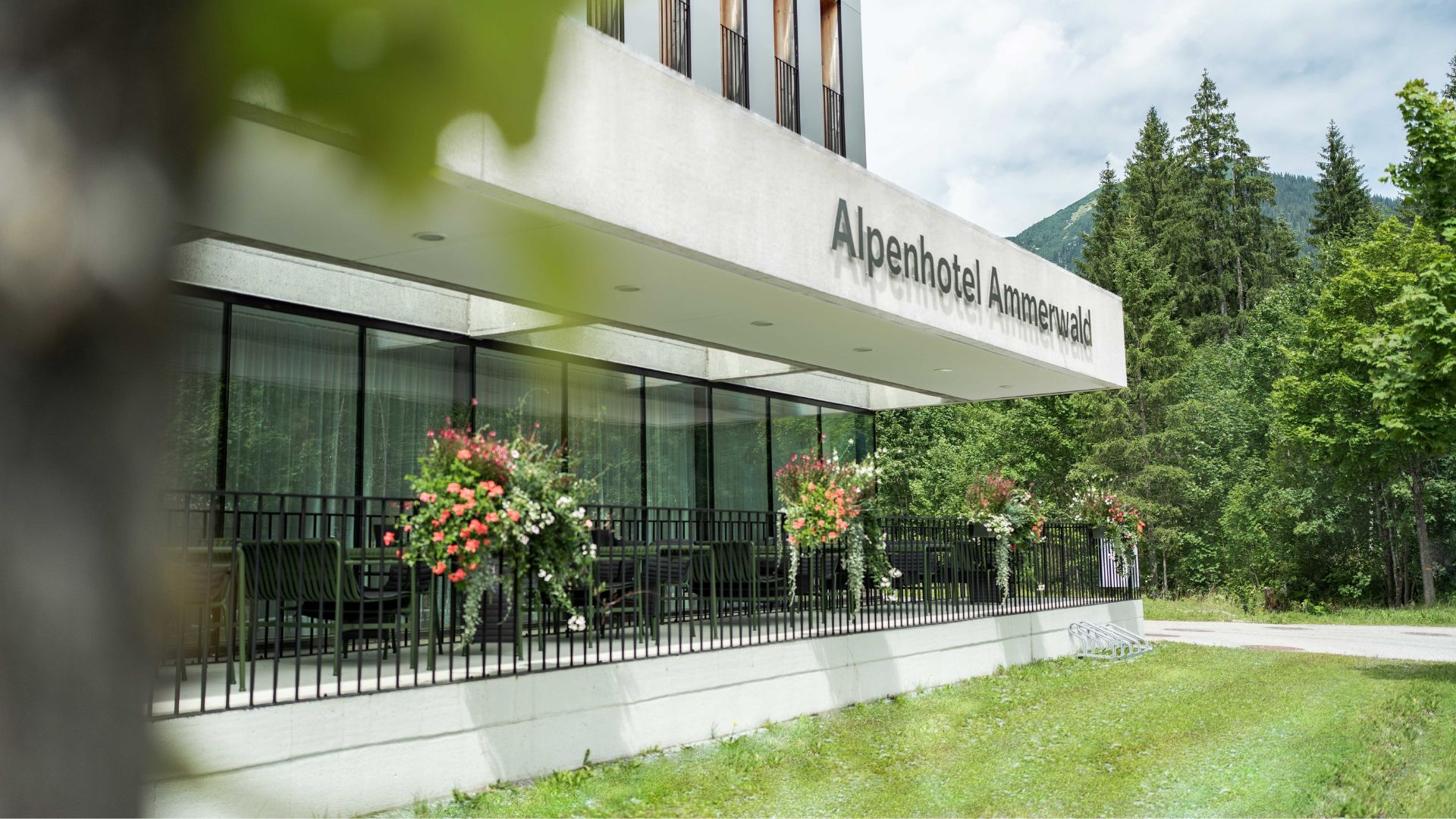 BMW Group - Alpenhotel Ammerwald